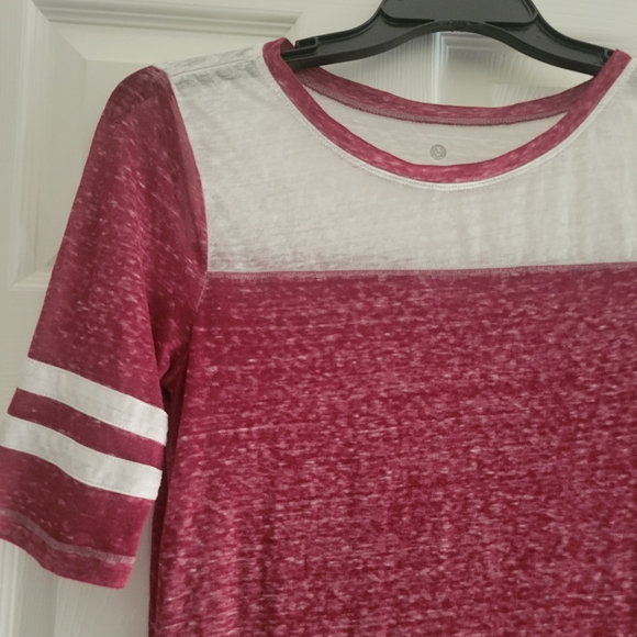 🟣Womens short sleeve shit - Picture 2 of 4